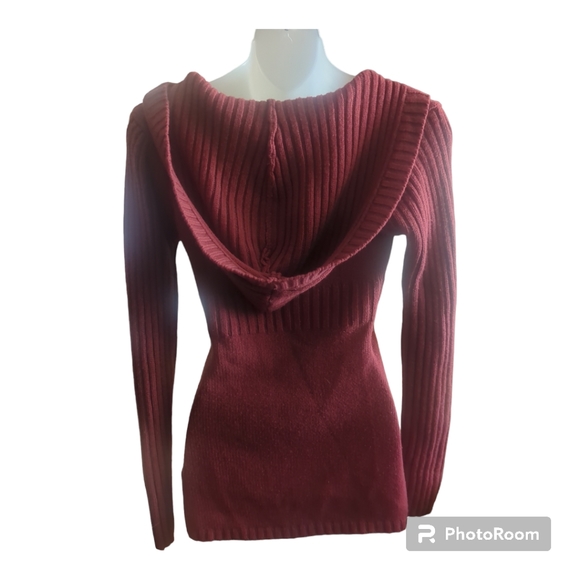 Derek heart sweater - Picture 2 of 2